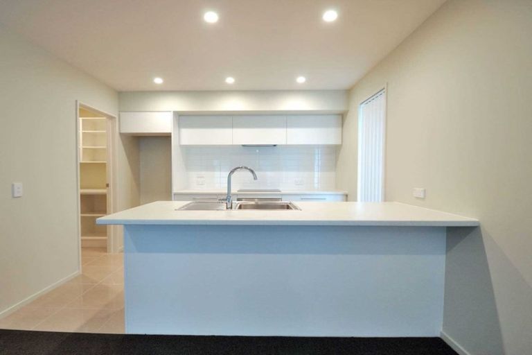 Photo of property in 75 Sutherland Drive, Kaiapoi, 7630