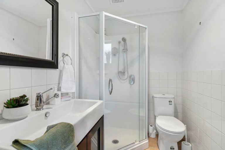 Photo of property in 49a Advene Road, Cockle Bay, Auckland, 2014