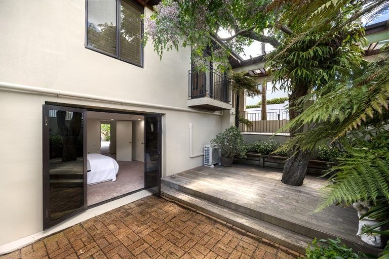 Photo of property in 1/13 Takutai Avenue, Bucklands Beach, Auckland, 2012