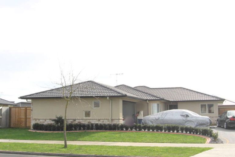 Photo of property in 2 Wentworth Drive, Rototuna North, Hamilton, 3210