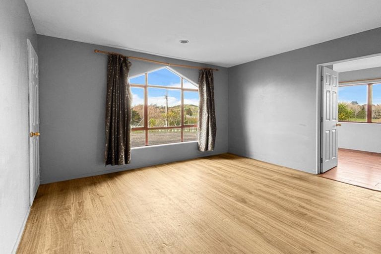 Photo of property in 558 State Highway 1, Wellsford, 0975