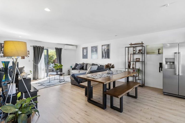 Photo of property in 4 Kora Avenue, Ranui, Auckland, 0612