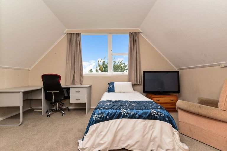 Photo of property in 97 Collins Road, Melville, Hamilton, 3206