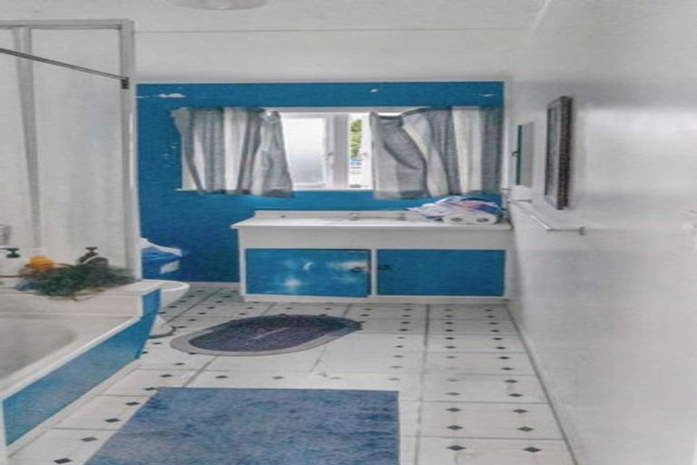 Photo of property in 33 Lucknow Street, Wairoa, 4108