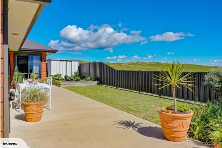 Photo of property in 21 Omega Place, Coastlands, Whakatane, 3120