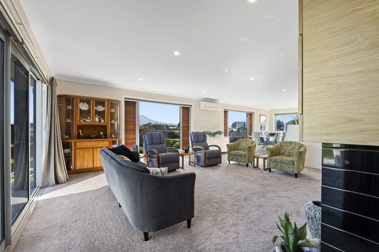 Photo of property in 3 Ponderosa Place, Opunake, 4616