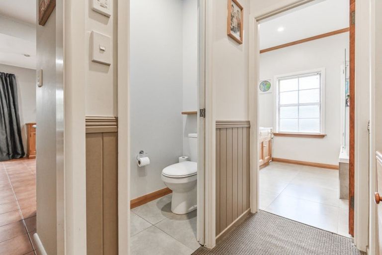 Photo of property in 104 Duchess Crescent, Mayfair, Hastings, 4122
