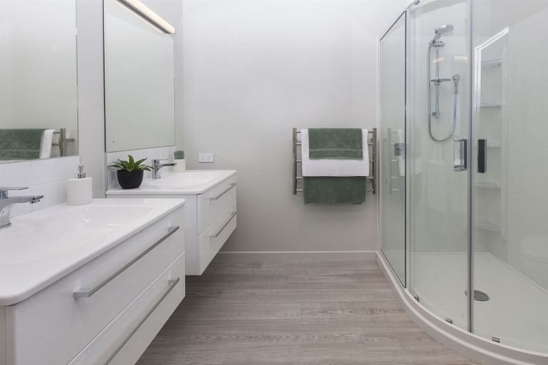 Photo of property in 7 Kingsbridge West, Burwood, Christchurch, 8083