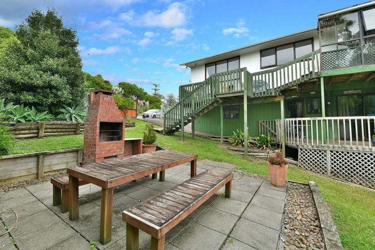 Photo of property in 134 Stanmore Bay Road, Stanmore Bay, Whangaparaoa, 0932