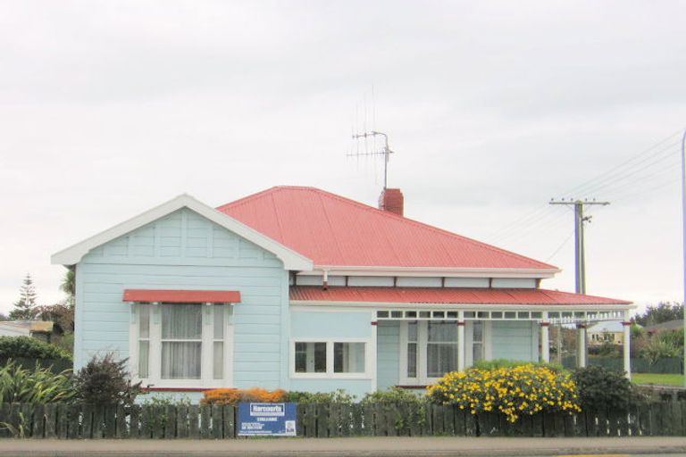 Photo of property in 39 Johnston Street, Foxton, 4814