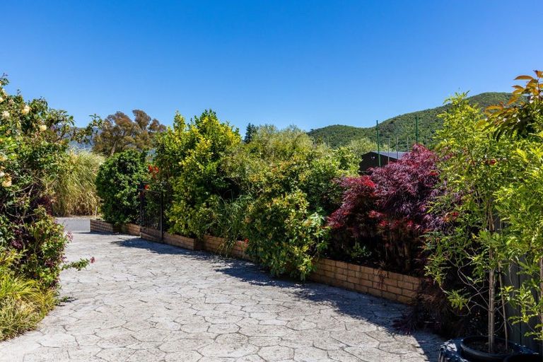 Photo of property in 312e Waikawa Road, Waikawa, Picton, 7220