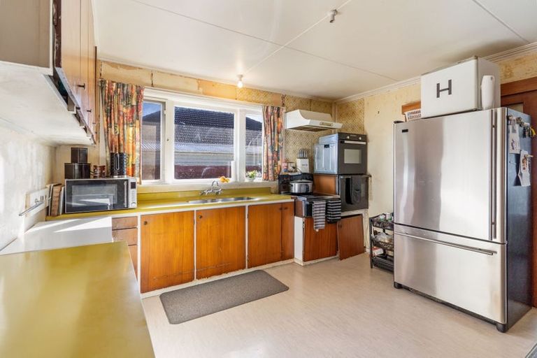 Photo of property in 82 Grove Road, Papakura, 2110