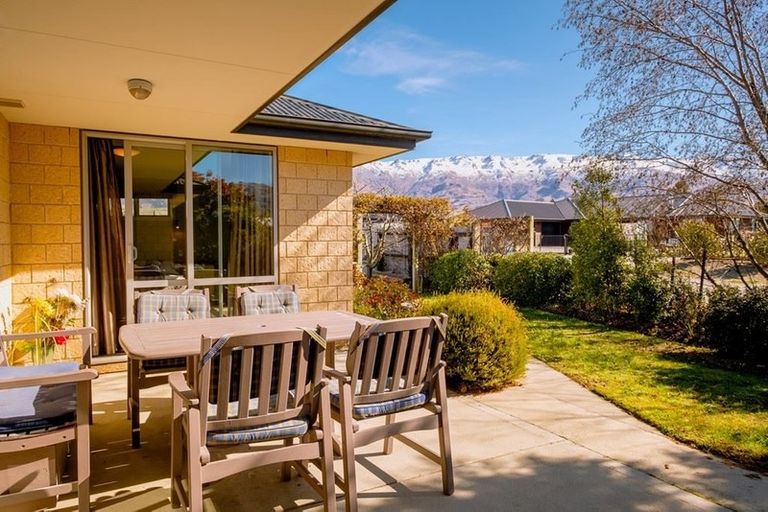 Photo of property in 2 Elite Court, Mount Pisa, Cromwell, 9383