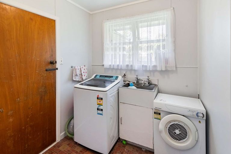 Photo of property in 48 Island View Road, Western Heights, Rotorua, 3015