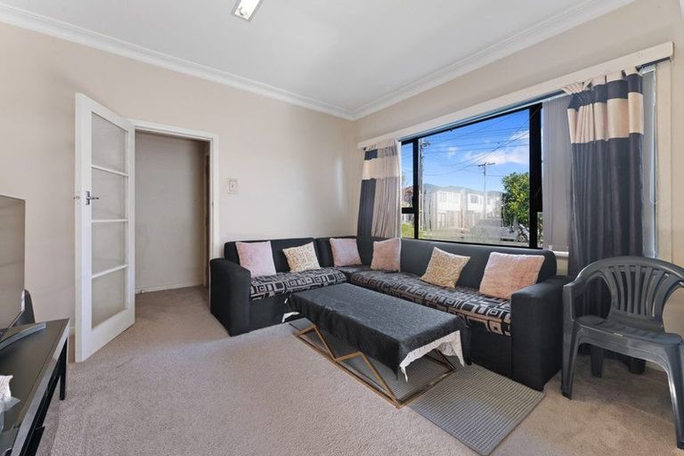 Photo of property in 16 Wintere Road, Papatoetoe, Auckland, 2025