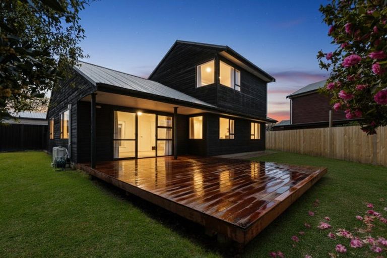 Photo of property in 9a Ragan Lane, Wanaka, 9305