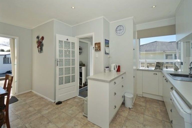 Photo of property in 33 Dunlop Road, Te Puke, 3119