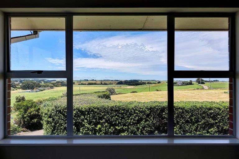 Photo of property in 36 Mokoia Road, Mokoia, Hawera, 4672