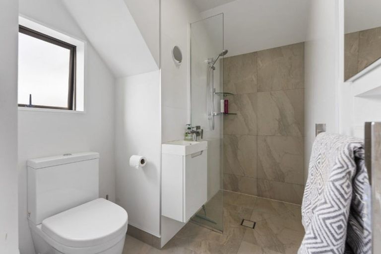 Photo of property in 181 Amberley Avenue, Highbury, Palmerston North, 4412