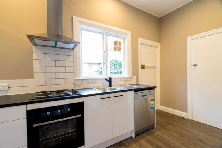 Photo of property in 41 Oxford Street, South Dunedin, Dunedin, 9012