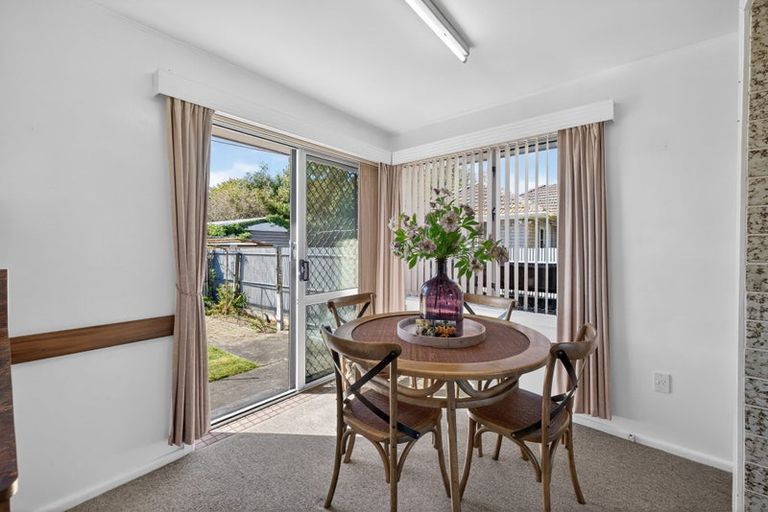 Photo of property in 11 Springhill Street, Avonhead, Christchurch, 8042