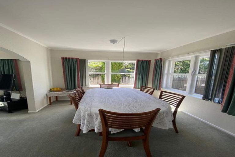 Photo of property in 4a Sorrel Crescent, Bucklands Beach, Auckland, 2012