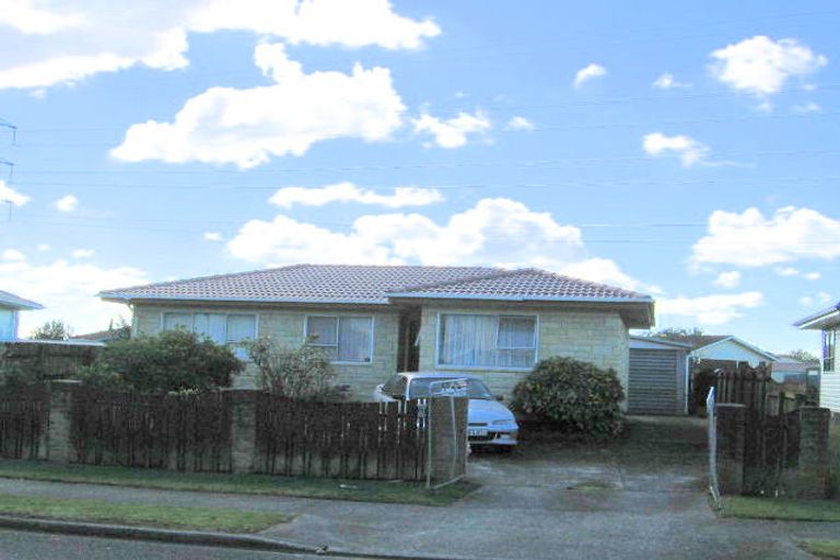 Photo of property in 14 Maytime Street, Clover Park, Auckland, 2023