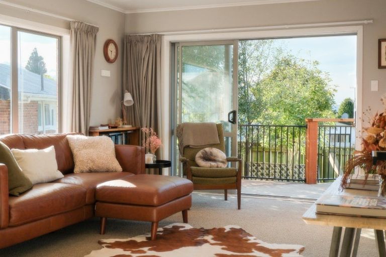 Photo of property in 8 Elliott Crescent, Owhata, Rotorua, 3010