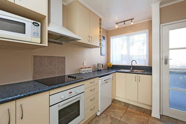 Photo of property in 1/1 Forward Street, Greenmeadows, Napier, 4112