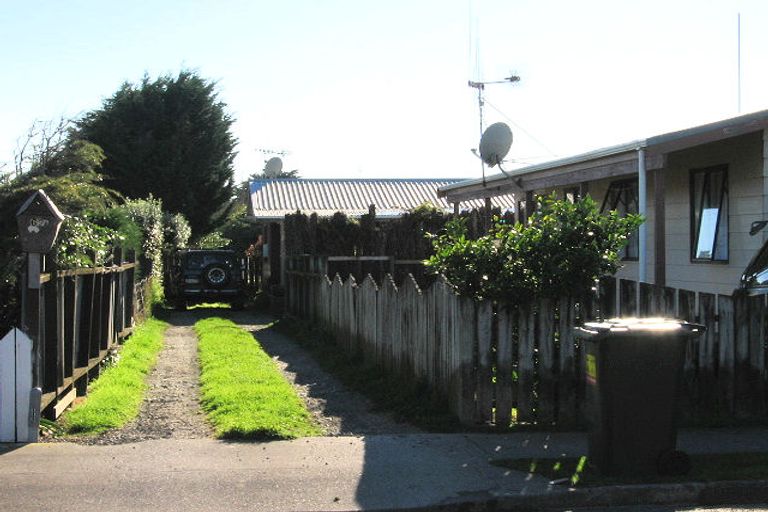 Photo of property in 62a Atkinson Avenue, Otaki Beach, Otaki, 5512