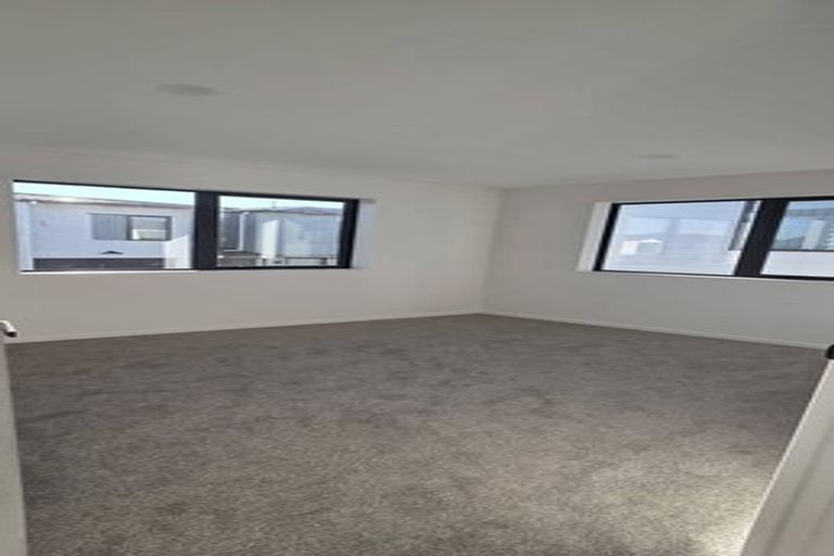 Photo of property in 8a Cheviot Street, Mangere East, Auckland, 2024
