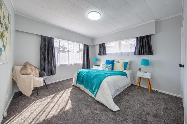 Photo of property in 4/111 Great South Road, Manurewa, Auckland, 2102