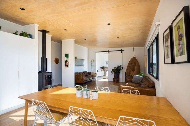 Photo of property in 22b Saint Ives Grove, Whalers Gate, New Plymouth, 4310