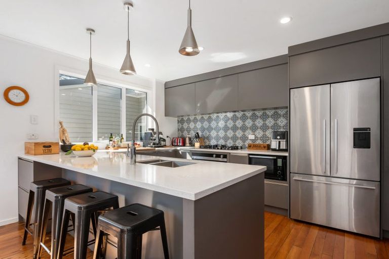 Photo of property in 36 Wharepaina Crescent, Springfield, Rotorua, 3015