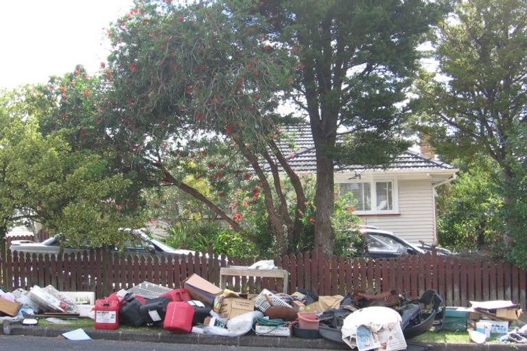 Photo of property in 18 Beaubank Road, Kelston, Auckland, 0602