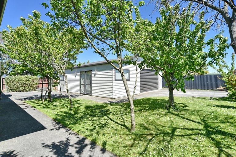 Photo of property in 366 Linwood Avenue, Bromley, Christchurch, 8062