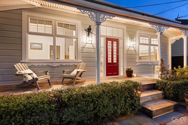 Photo of property in 12 Fitzherbert Street, Alicetown, Lower Hutt, 5010