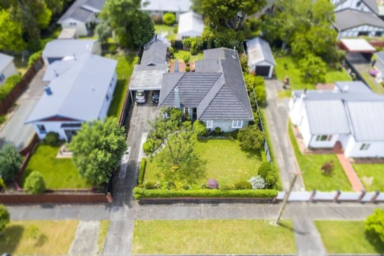 Photo of property in 8 Henry Street, Ebdentown, Upper Hutt, 5018