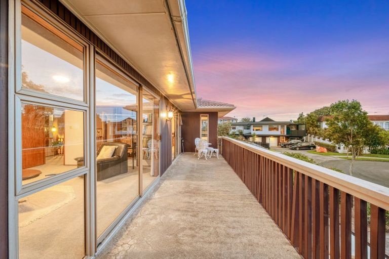 Photo of property in 16 Tercel Place, Sunnyhills, Auckland, 2010