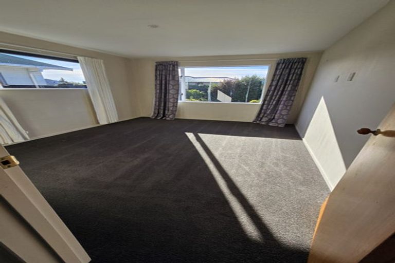 Photo of property in 22 Amberley Beach Road, Amberley, 7410