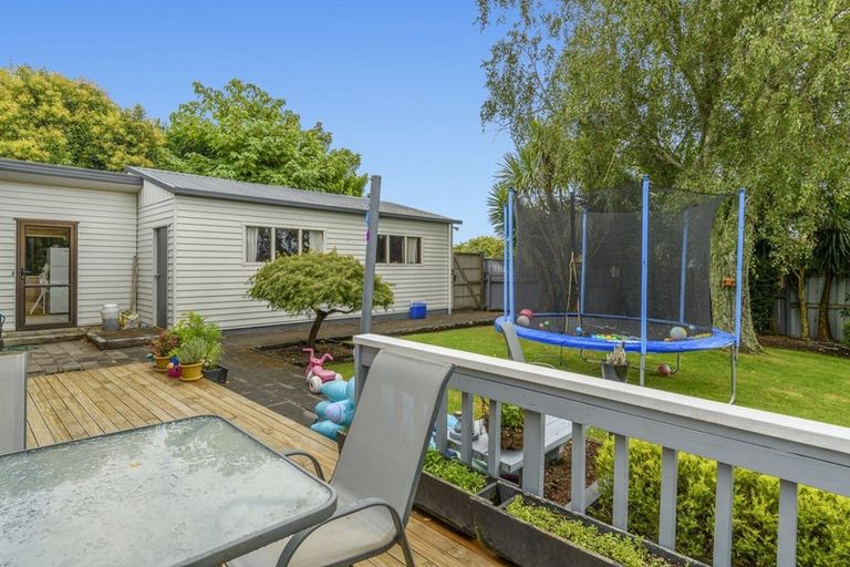Photo of property in 42 Endeavour Avenue, Welcome Bay, Tauranga, 3112