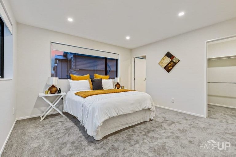 Photo of property in 79a Granville Drive, Massey, Auckland, 0614