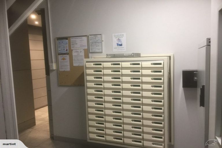 Photo of property in Gerondis Bldg Apartments, 207/60 Willis Street, Wellington Central, Wellington, 6011