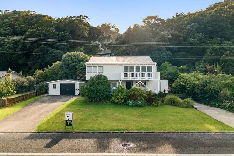 Photo of property in 406 Thames Coast Sh25 Road, Te Puru, Thames, 3575