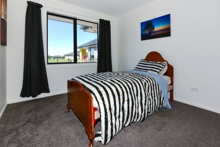 Photo of property in 39 Landsborough Drive, Darfield, 7571