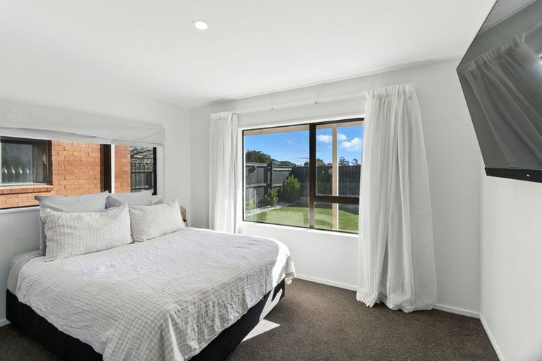 Photo of property in 3b Cobden Place, Woodend, 7610