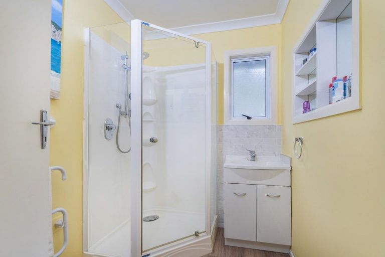 Photo of property in 14 Stormont Lane, Whitianga, 3510