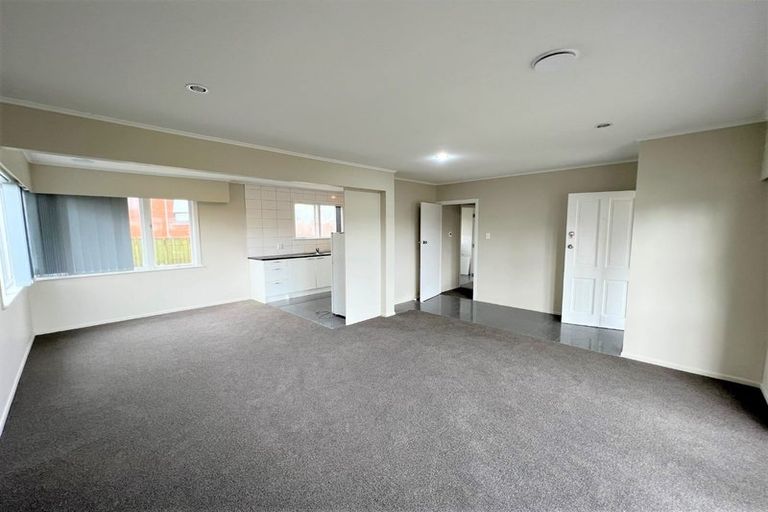 Photo of property in 8 Ruth Street, Manurewa, Auckland, 2102