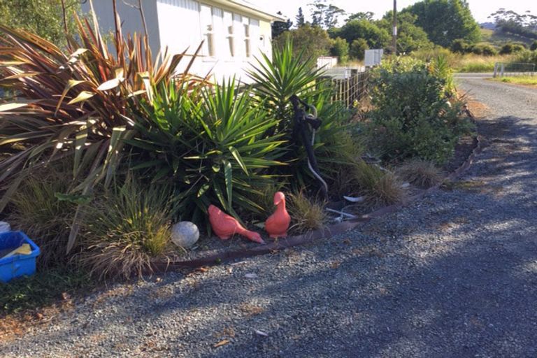 Photo of property in 17 Old Woodcocks Road, Kaipara Flats, Warkworth, 0981