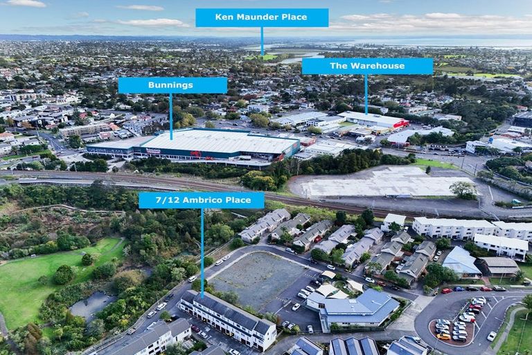 Photo of property in Lynn Park Terrace, 7/12 Ambrico Place, New Lynn, Auckland, 0600